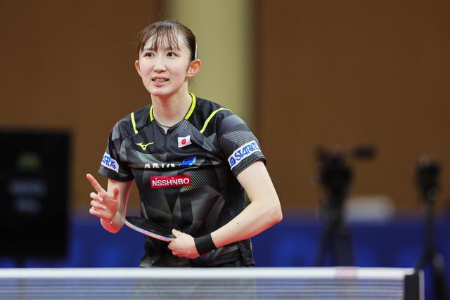 孙兴慜高高 孙兴慜高高